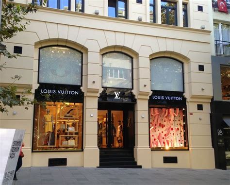 louis vuitton istanbul fiyatları|louis vuitton istanbul online shopping.